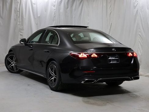 New 2026 Mercedes-Benz E 350 4MATIC Sedan image 9