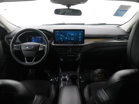 Used 2024 Ford Escape SE image 14