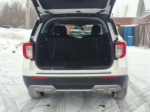 Certified 2024 Ford Explorer XLT w/ Equipment Group 202A image 9