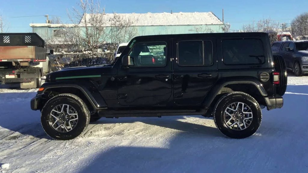 New 2026 Jeep Wrangler Unlimited Sahara AWD/4WD image 5