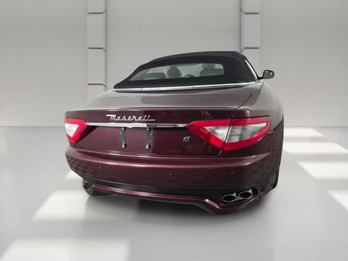 Used 2011 Maserati GranTurismo Convertible RWD image 6