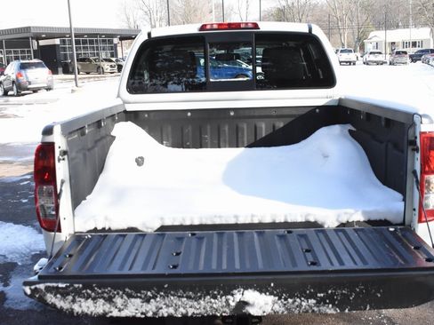 Used 2016 Nissan Frontier SV w/ SV Value Truck Package image 11