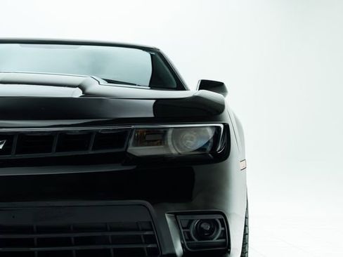 Used 2015 Chevrolet Camaro SS w/ RS Package image 7