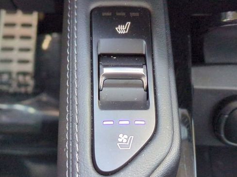 Used 2024 Kia Telluride SX w/ Towing Package image 24