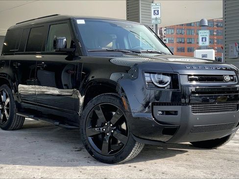 New 2026 Land Rover Defender 110 X-Dynamic SE image 2