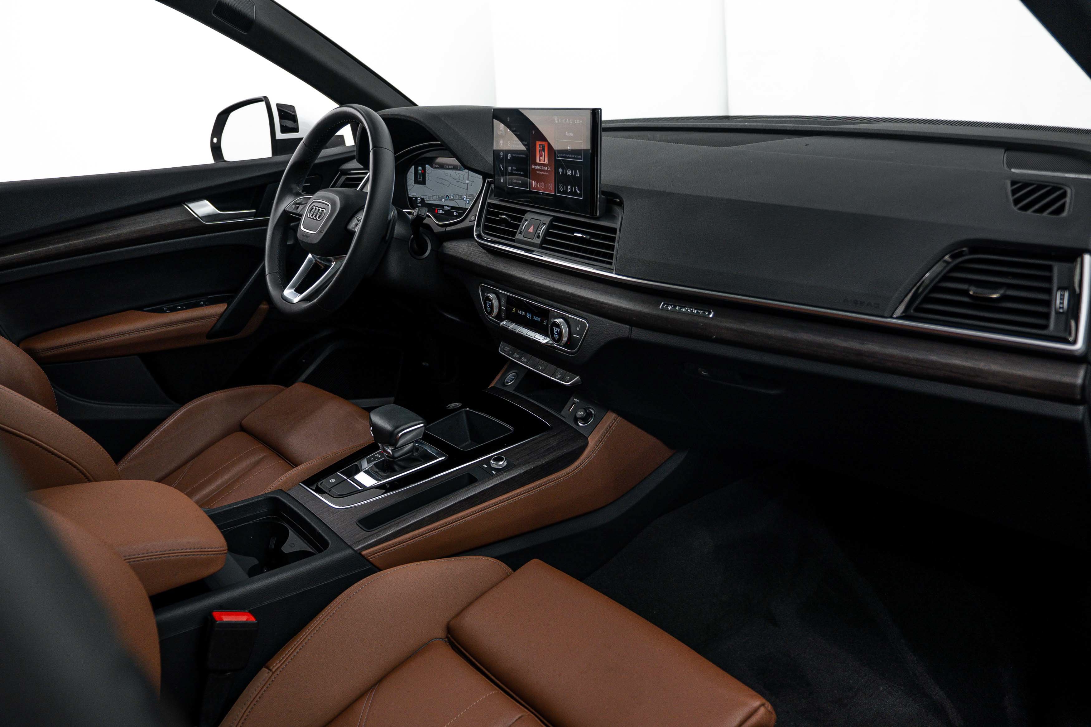 Certified 2024 Audi Q5 2.0T Premium Plus AWD/4WD image 13