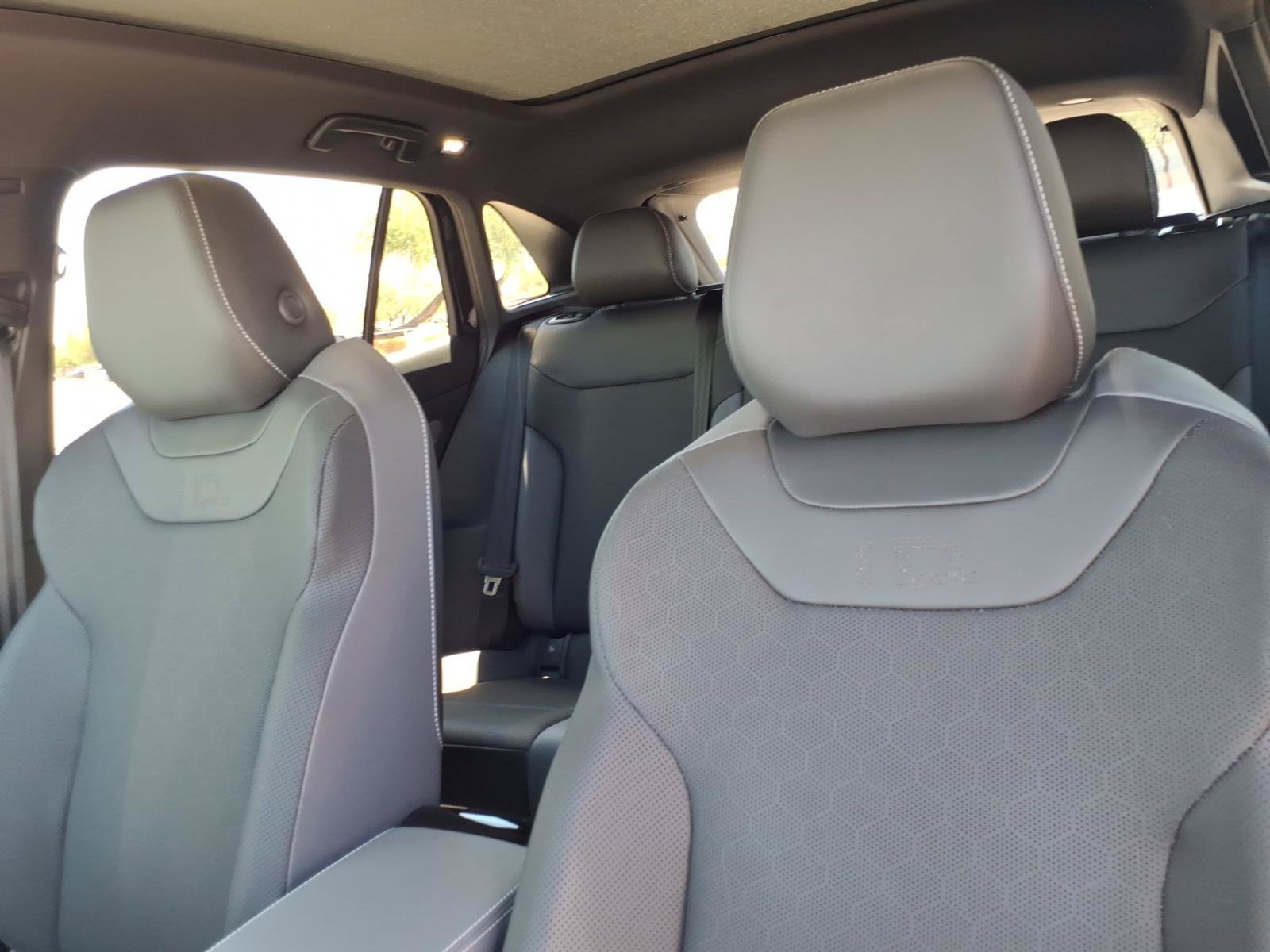 Certified 2025 Volkswagen ID.4 Pro S RWD image 21