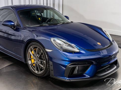 Used 2020 Porsche 718 Cayman GT4 image 2