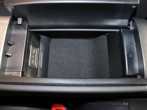 Certified 2024 Mercedes-Benz CLE 300 4MATIC Coupe image 25