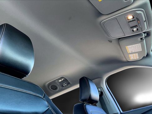 Used 2024 Ford Explorer XLT w/ Equipment Group 202A image 27