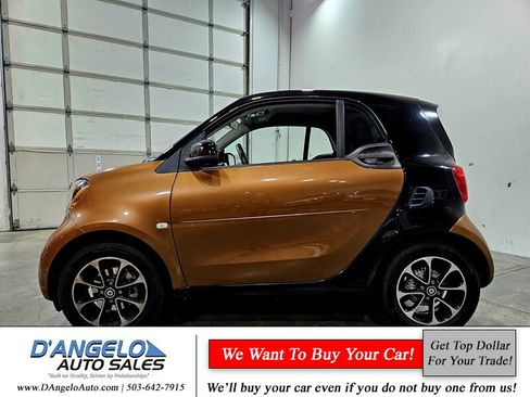 Used 2016 smart fortwo passion image 5