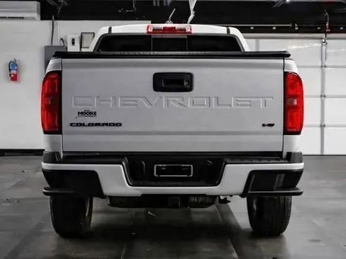 Used 2022 Chevrolet Colorado LT w/ LT Convenience Package image 13