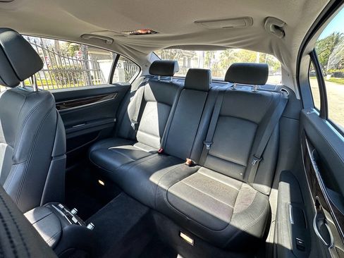 Used 2013 BMW 740Li image 14