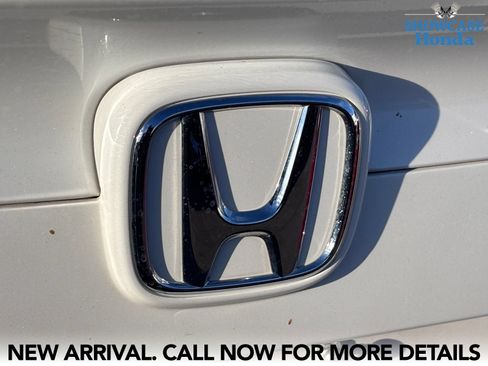 Used 2018 Honda Civic EX image 11