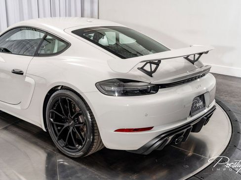 Used 2020 Porsche 718 Cayman GT4 image 12