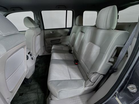 Used 2015 Honda Pilot LX image 22