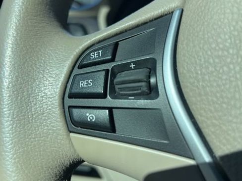 Used 2013 BMW 335i Sedan image 12