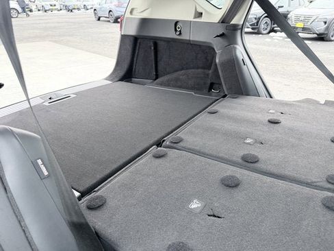 Certified 2021 Nissan Rogue SV w/ Premium Package image 22