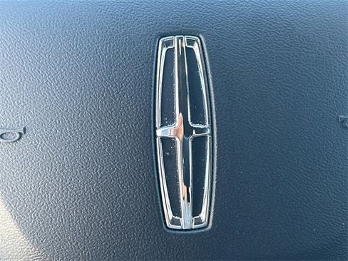 Certified 2020 Lincoln Corsair Reserve w/ Equipment Group 201A image 23