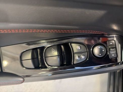 Used 2023 Nissan Altima 2.5 SR image 18