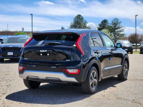 New 2026 Kia Niro LX FWD image 2