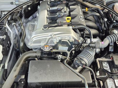 Used 2024 MAZDA MX-5 Miata RF Grand Touring w/ Appearance Package RWD image 15