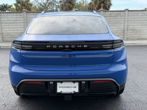 New 2026 Porsche Macan Electric image 11