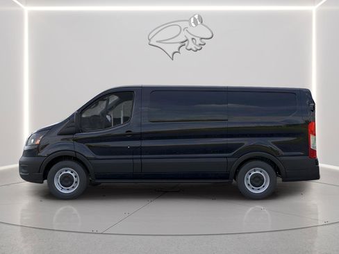 New 2025 Ford Transit 250 Low Roof RWD image 3