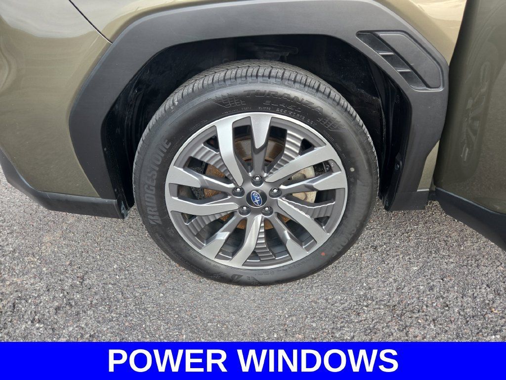 Used 2025 Subaru Forester Touring AWD/4WD image 22