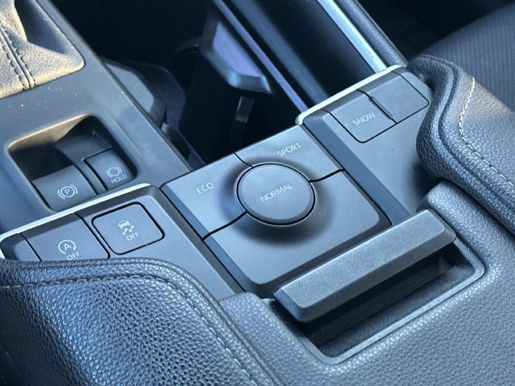 Used 2026 Toyota Grand Highlander FWD image 41