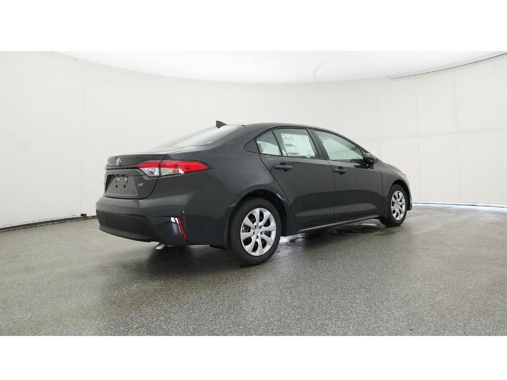 Used 2025 Toyota Corolla LE FWD image 31