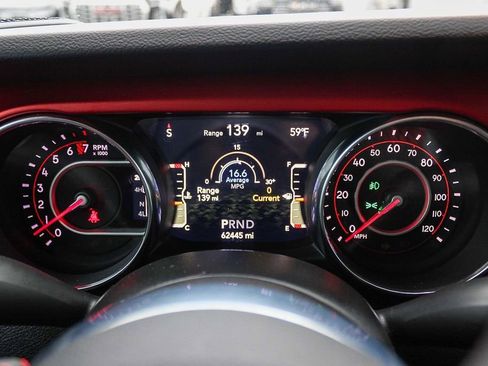 Used 2021 Jeep Gladiator Rubicon AWD/4WD image 23