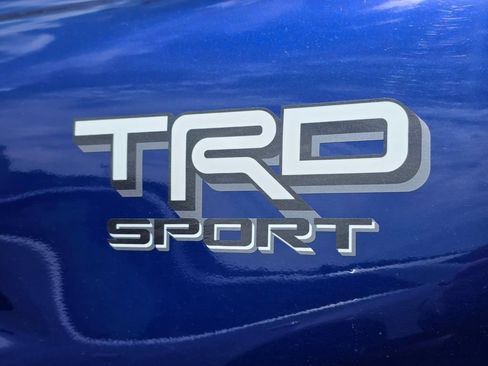 Used 2025 Toyota Tacoma TRD Sport w/ TRD Sport Premium Package AWD/4WD image 8