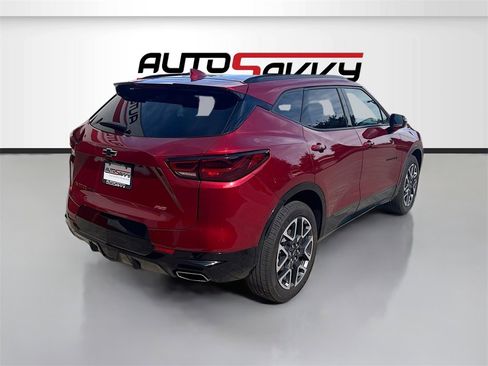 Used 2024 Chevrolet Blazer RS w/ Enhanced Convenience Package image 7