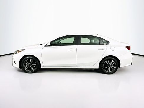 Used 2024 Kia Forte LXS FWD image 4