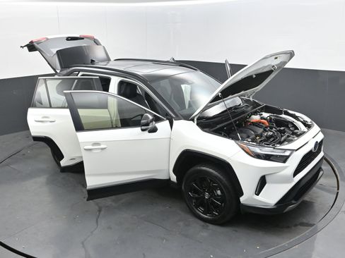 Used 2022 Toyota RAV4 XSE image 36