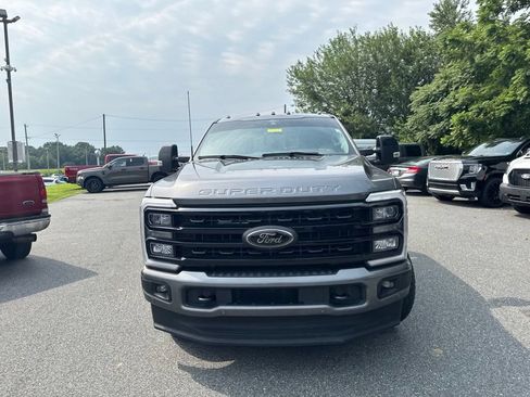 Used 2024 Ford F350 Lariat w/ Lariat Ultimate Package AWD/4WD image 2