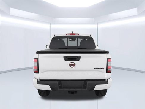 Used 2023 Nissan Frontier PRO-4X w/ Tow Package AWD/4WD image 8