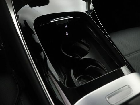 Certified 2025 Mercedes-Benz GLC 350e 4MATIC image 18