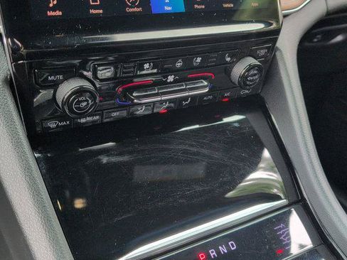 Certified 2024 Jeep Grand Cherokee L Summit AWD/4WD image 15