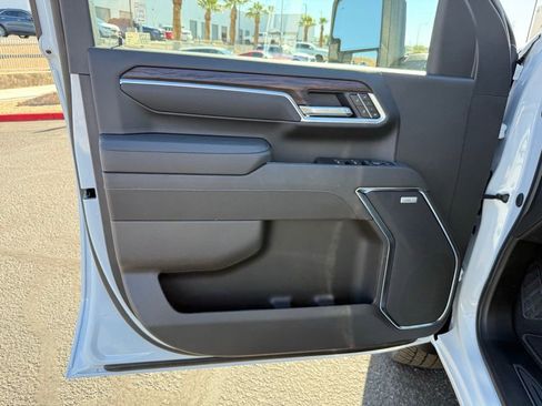 New 2026 GMC Sierra 2500 SLT w/ Max Trailering Package image 20