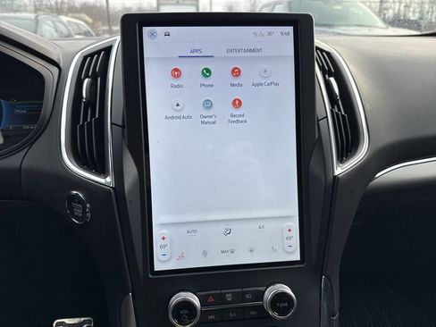 Used 2022 Ford Edge ST image 11
