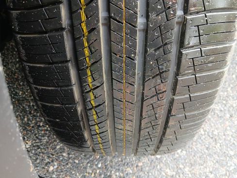 New 2025 Volkswagen Atlas SE image 26