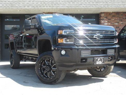 Used 2015 Chevrolet Silverado 2500 LTZ w/ Snow Plow Prep Package AWD/4WD image 1
