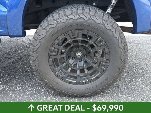 Used 2023 Ford F150 Lariat w/ Equipment Group 502A High AWD/4WD image 15