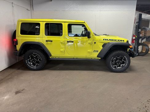 Used 2023 Jeep Wrangler Unlimited Rubicon 4xe w/ Cold Weather Group AWD/4WD image 4