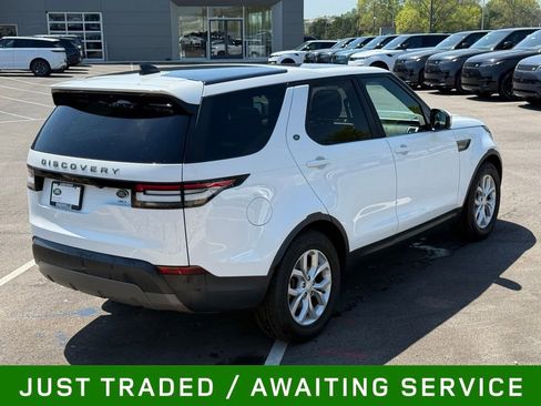 Used 2018 Land Rover Discovery SE AWD/4WD image 7