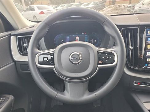 Certified 2025 Volvo XC60 B5 Plus image 30