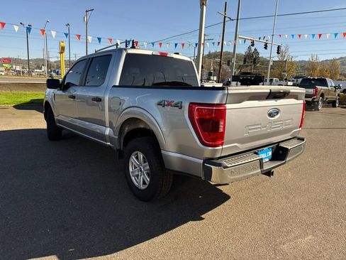 Used 2022 Ford F150 XLT w/ Trailer Tow Package image 4