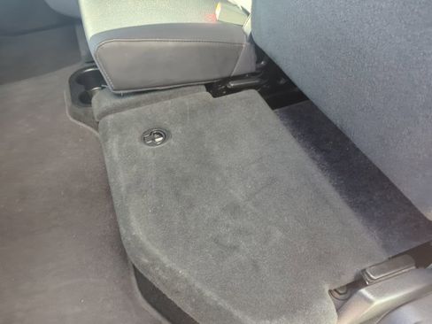 Used 2012 RAM 1500 Big Horn image 21